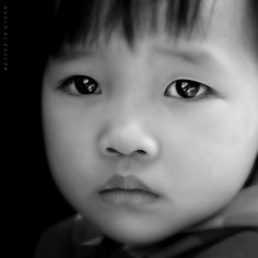 صورة ولد حزين Sad Boy Pic - صور أطفال بيبي منوعة أولاد وبنات جميلة Baby Kids Images